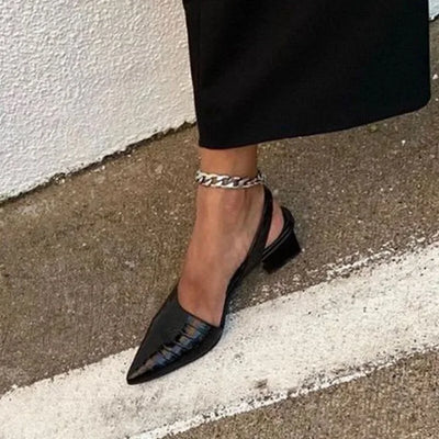 Women’s black pointed toe slingback pumps with mid chunky heel – elegant summer vintage shoes