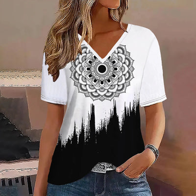 Women's V-neck T-shirt with black mandala print, oversized summer casual style